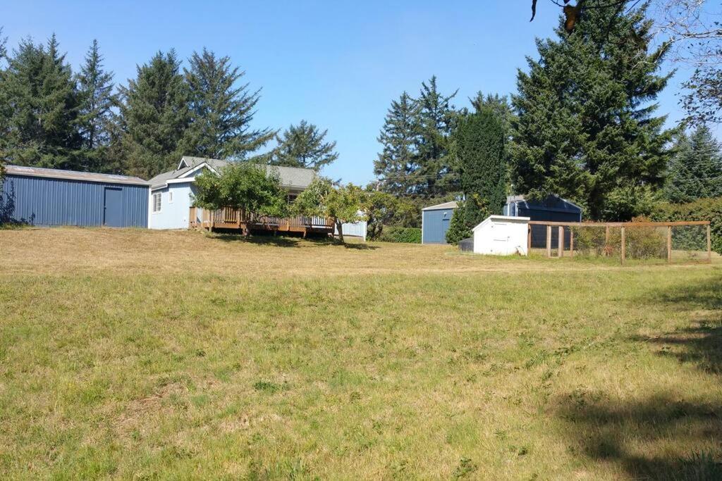 Coastal Charm: Sw Oregon Home On 2+ Quiet Acres Carpenterville Buitenkant foto