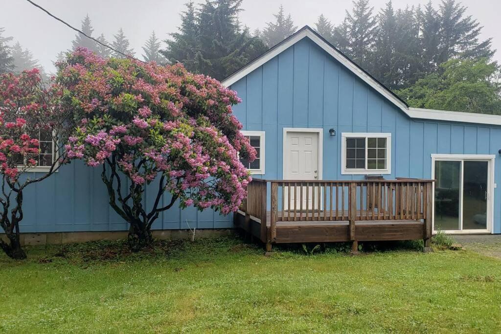 Coastal Charm: Sw Oregon Home On 2+ Quiet Acres Carpenterville Buitenkant foto