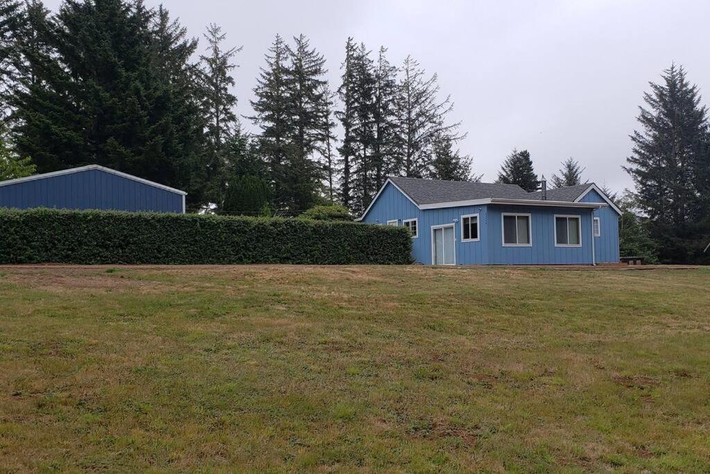 Coastal Charm: Sw Oregon Home On 2+ Quiet Acres Carpenterville Buitenkant foto