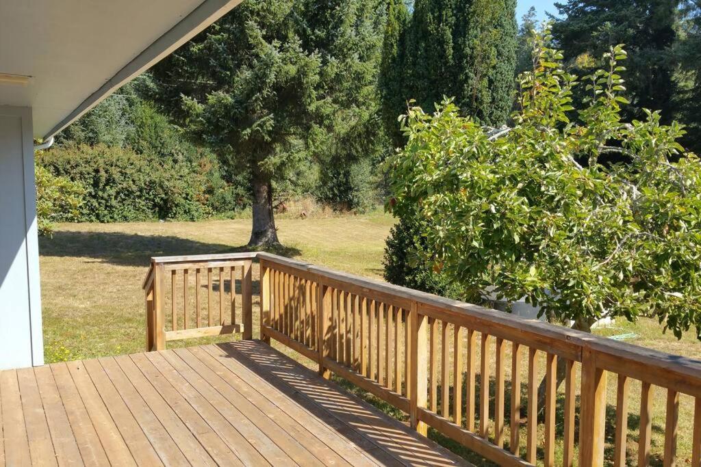 Coastal Charm: Sw Oregon Home On 2+ Quiet Acres Carpenterville Buitenkant foto